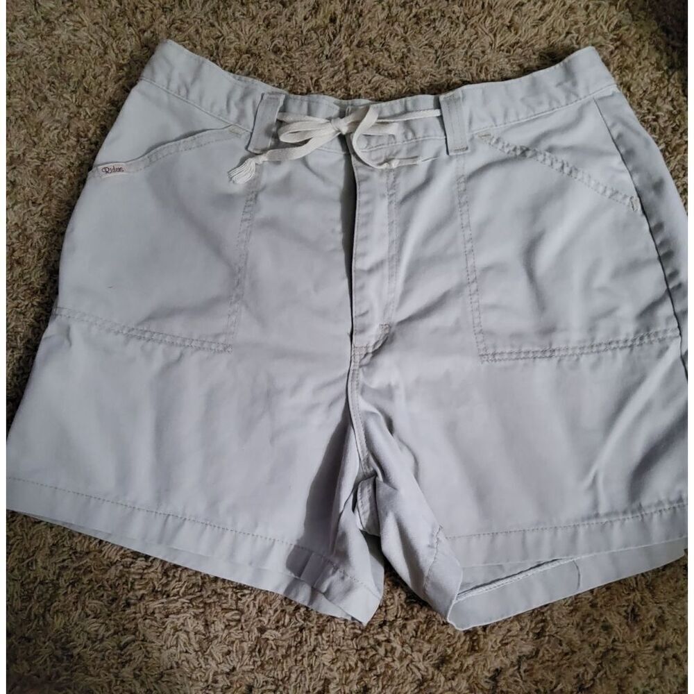 W21 Riders by Lee cream women's shorts 5" inseam patch pockets zip & tie